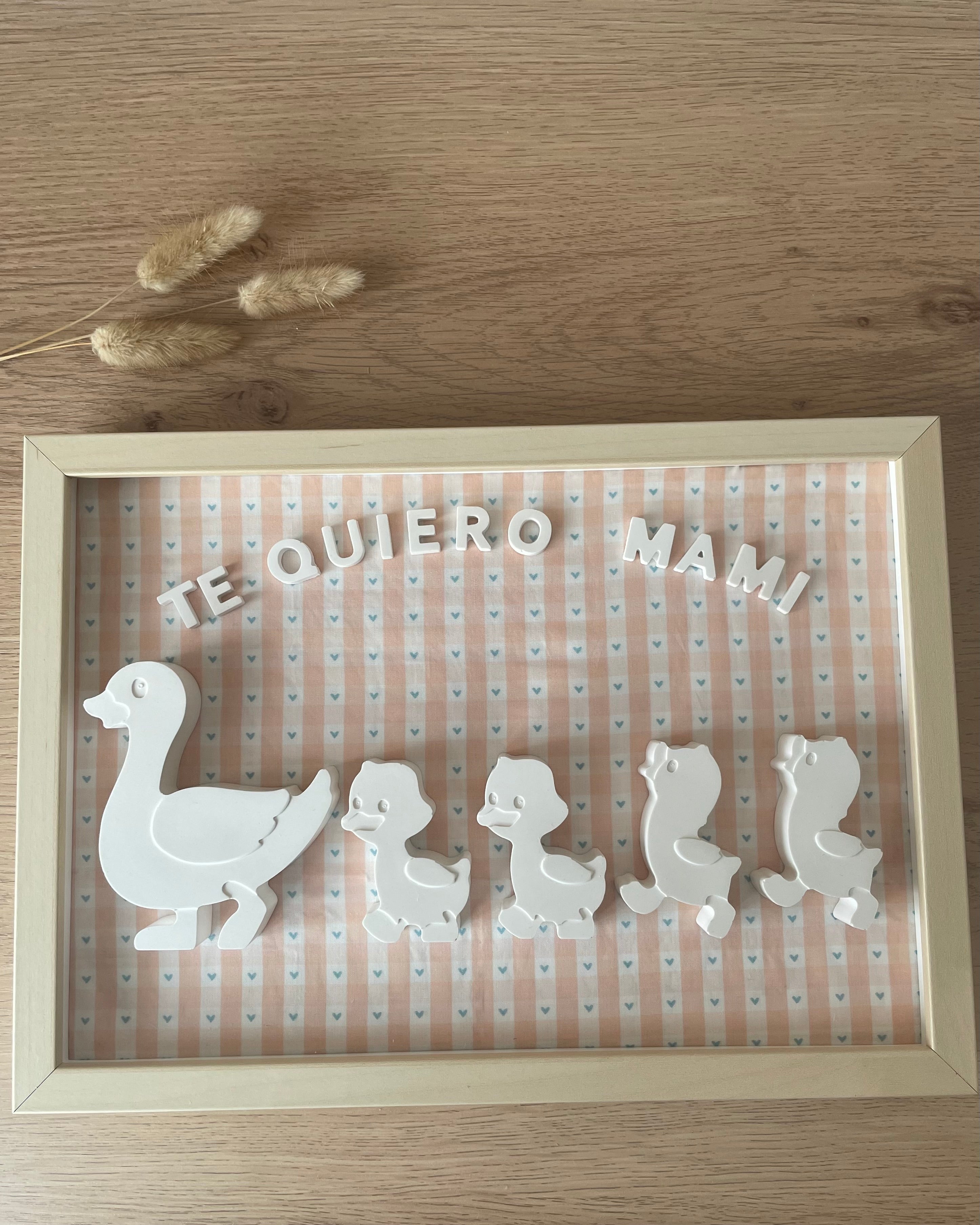Cuadro mamá pato y sus patitos