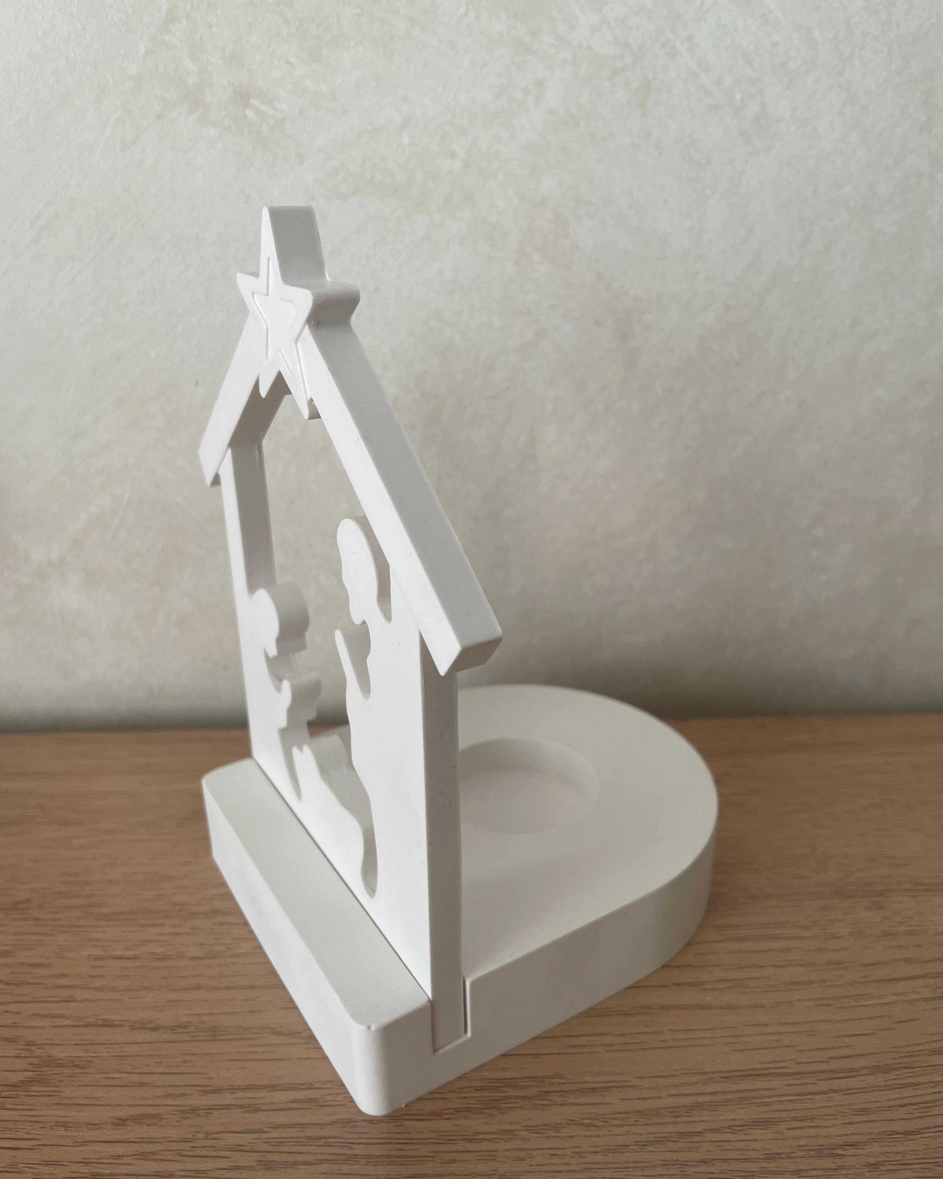 Nacimiento con soporte portavelas