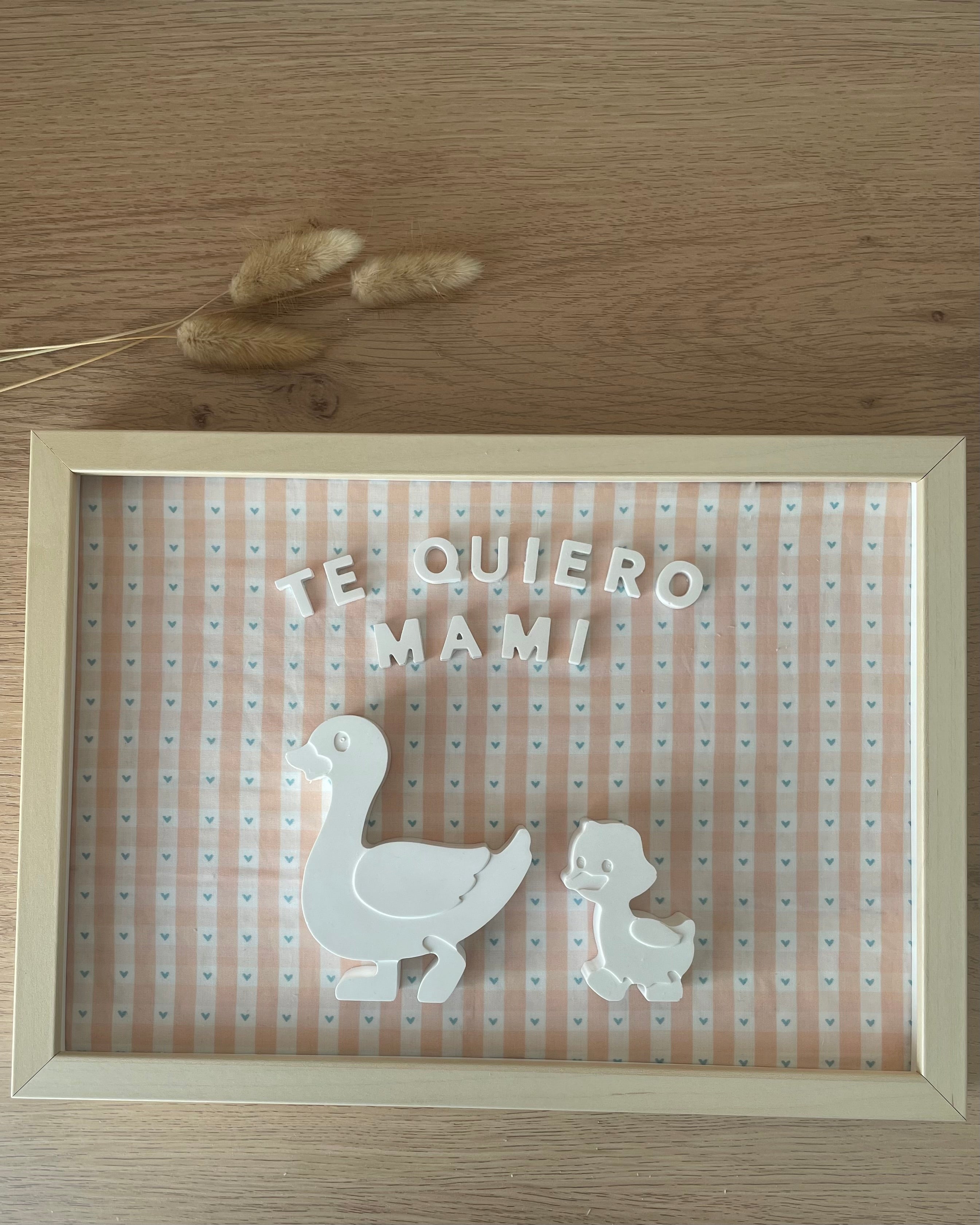 Cuadro mamá pato y sus patitos