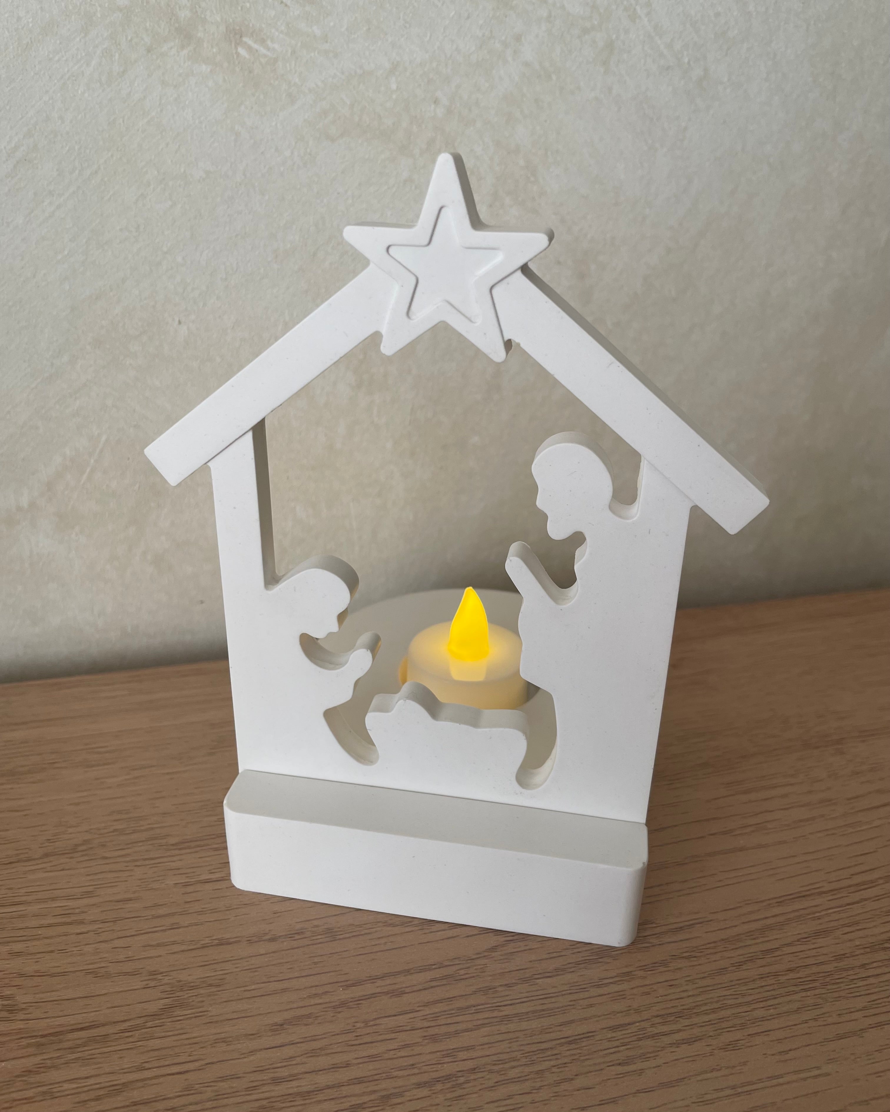 Nacimiento con soporte portavelas