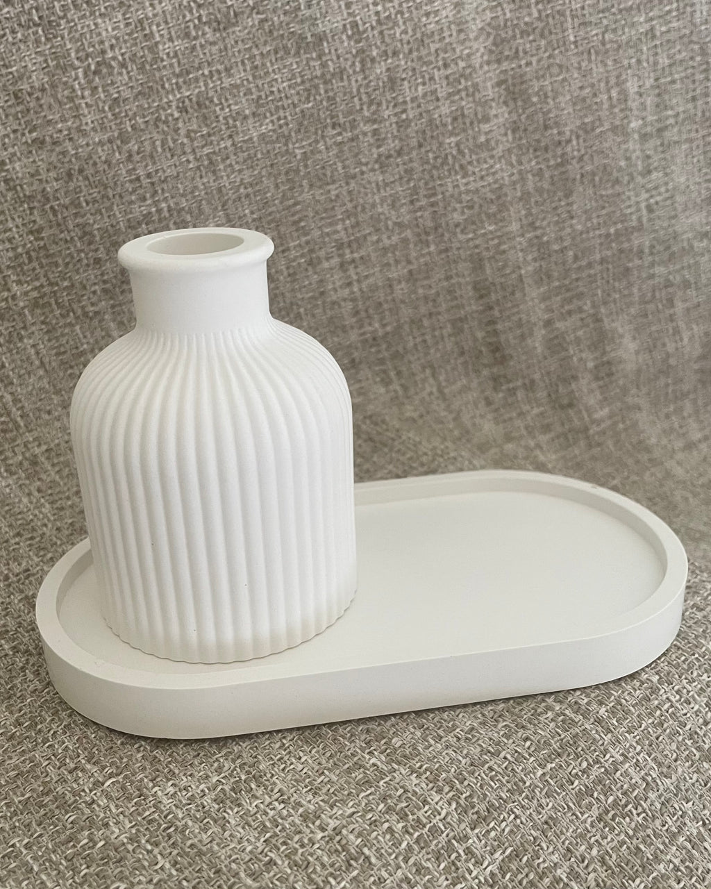 Set bandeja ovalada + jarrón